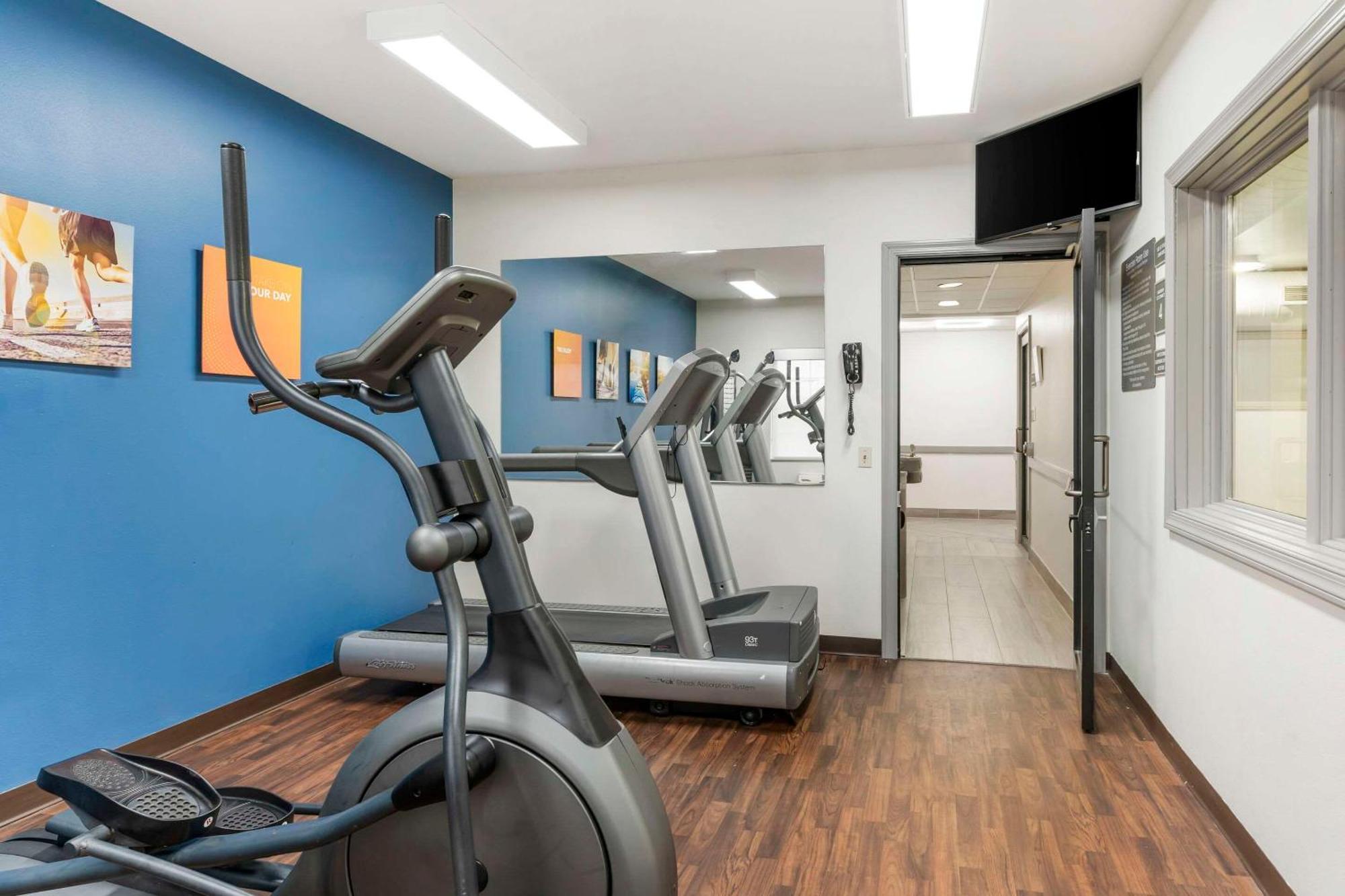 אלג'ין Comfort Suites מראה חיצוני תמונה